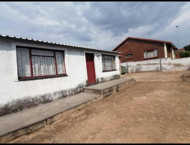 4 BEDROOM PROPERTY TO RENT IN SOSHANGUVE F